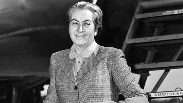 Día de la Mujer: el texto publicado por Gabriela Mistral a los 17 años que le valió el rechazo de la sociedad conservadora chilena​