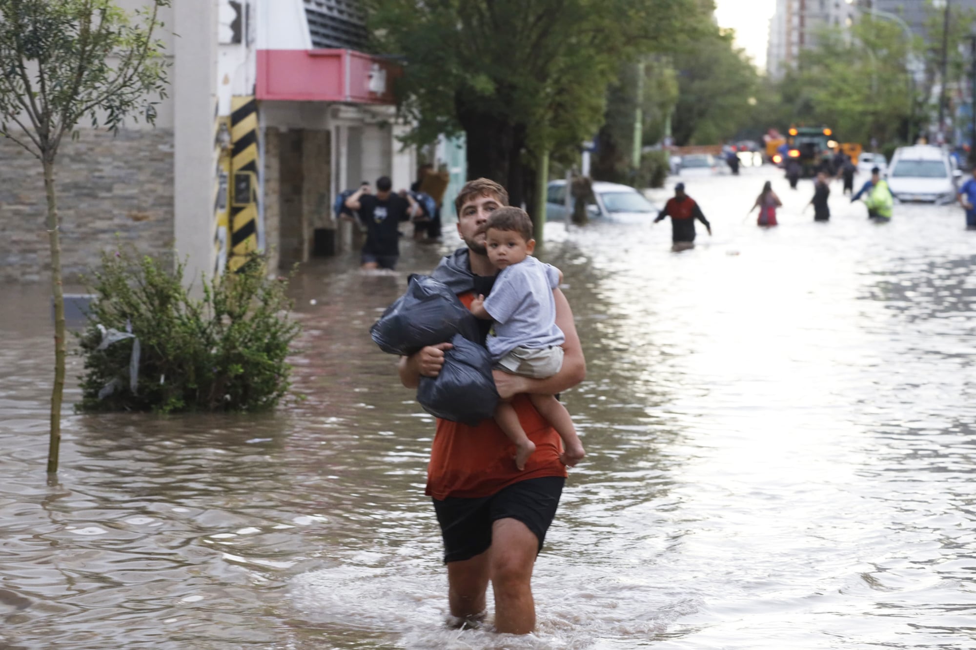 “Perdí todo”, la dolorosa frase que abre cada conversación en una ciudad colapsada, sin energía y casi sin comunicaciones​
