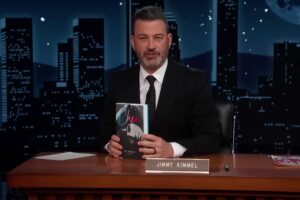 Suspenden “indefinidamente” el programa del popular presentador Jimmy Kimmel por comentarios sobre la muerte de Kirk​