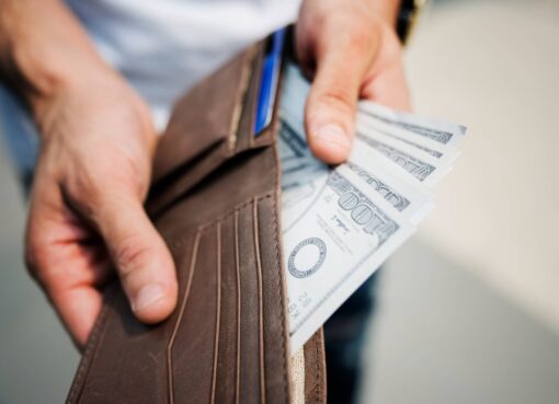 El proyecto de ley de Florida que puede afectar el salario mínimo de ciertos trabajadores