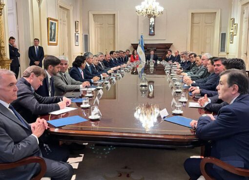 Milei les pedirá a los gobernadores que lo acompañen con el presupuesto y las reformas laboral e impositiva