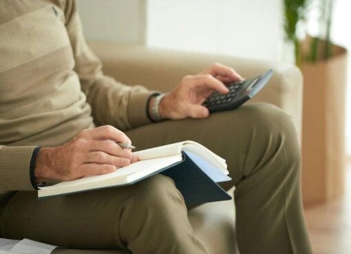 El Gobierno oficializó el desembolso del bono previsional para noviembre: en cuánto queda junto con los haberes